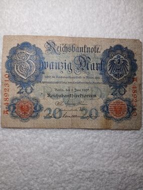 1907 Vintage 20 Mark Reichsbanknote by the German Imperial Bank.